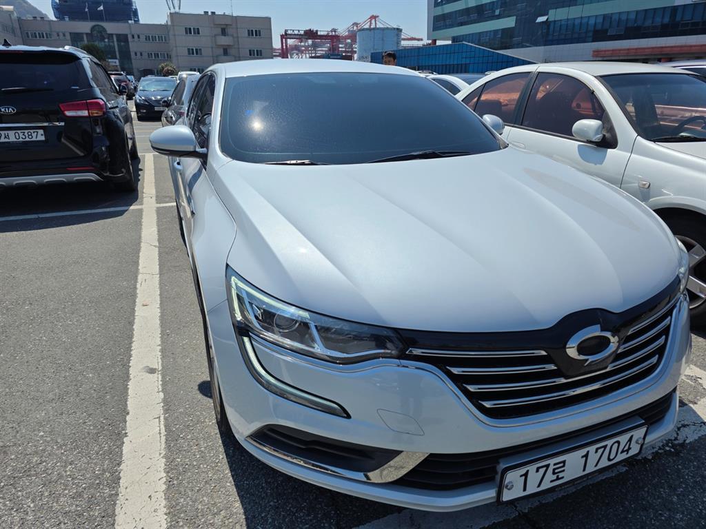 Renault SM6 Gasoline 2.0 GDe SE 4