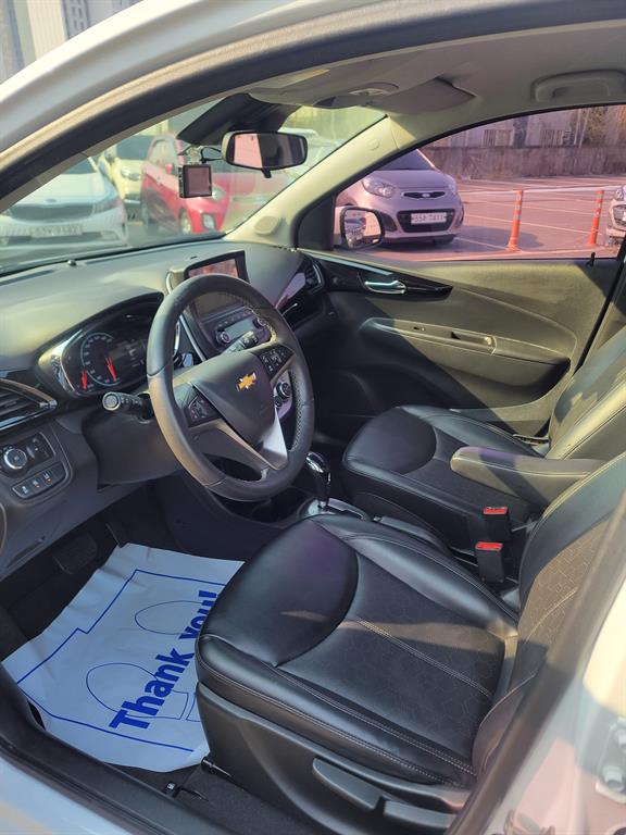 Chevrolet Spark LTZ 6