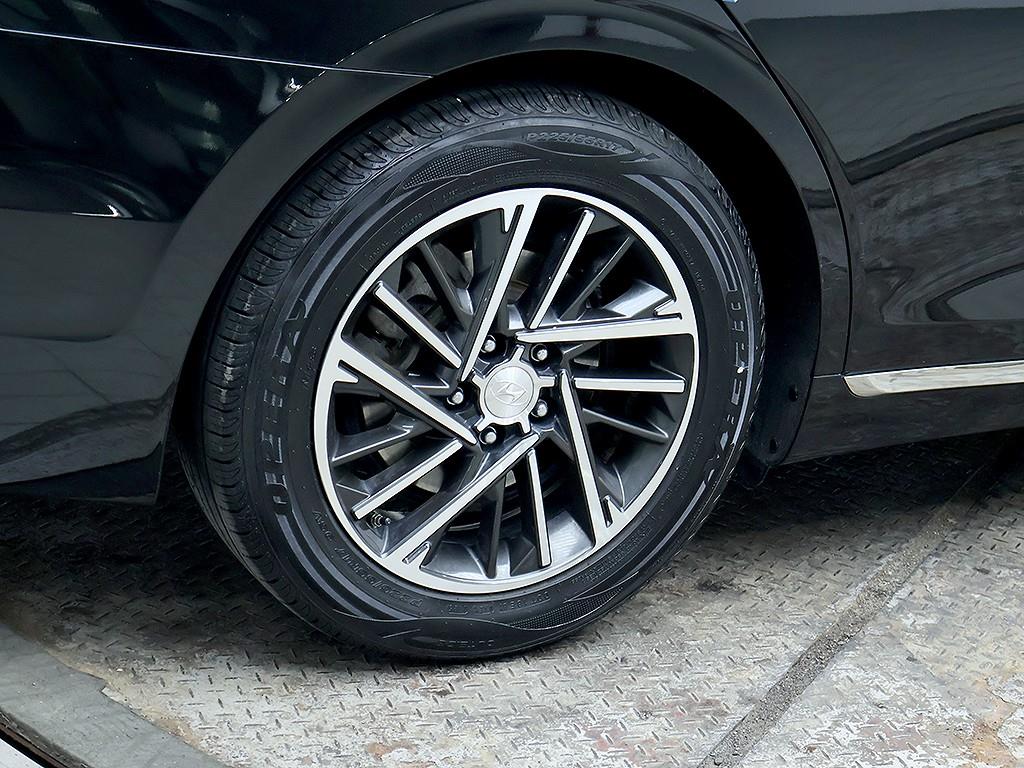 Hyundai Grandeur LPI 3.0 Modern 9