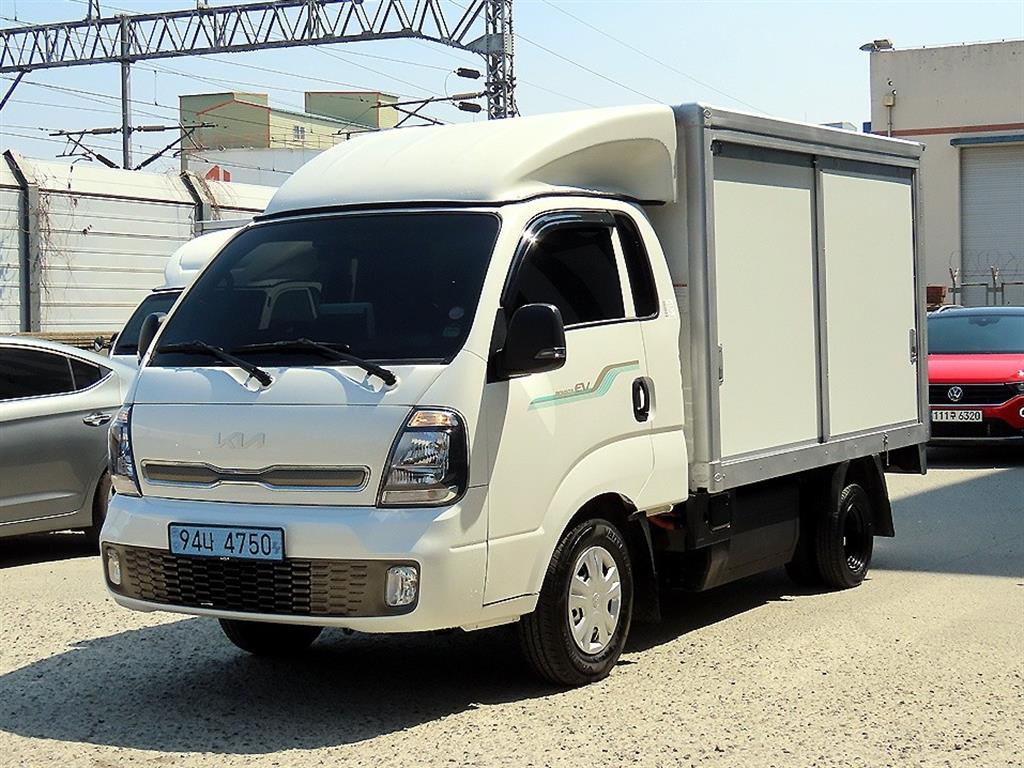 Hyundai Porter 1.0 Ton/ Super Cab/ Long Wheelbase