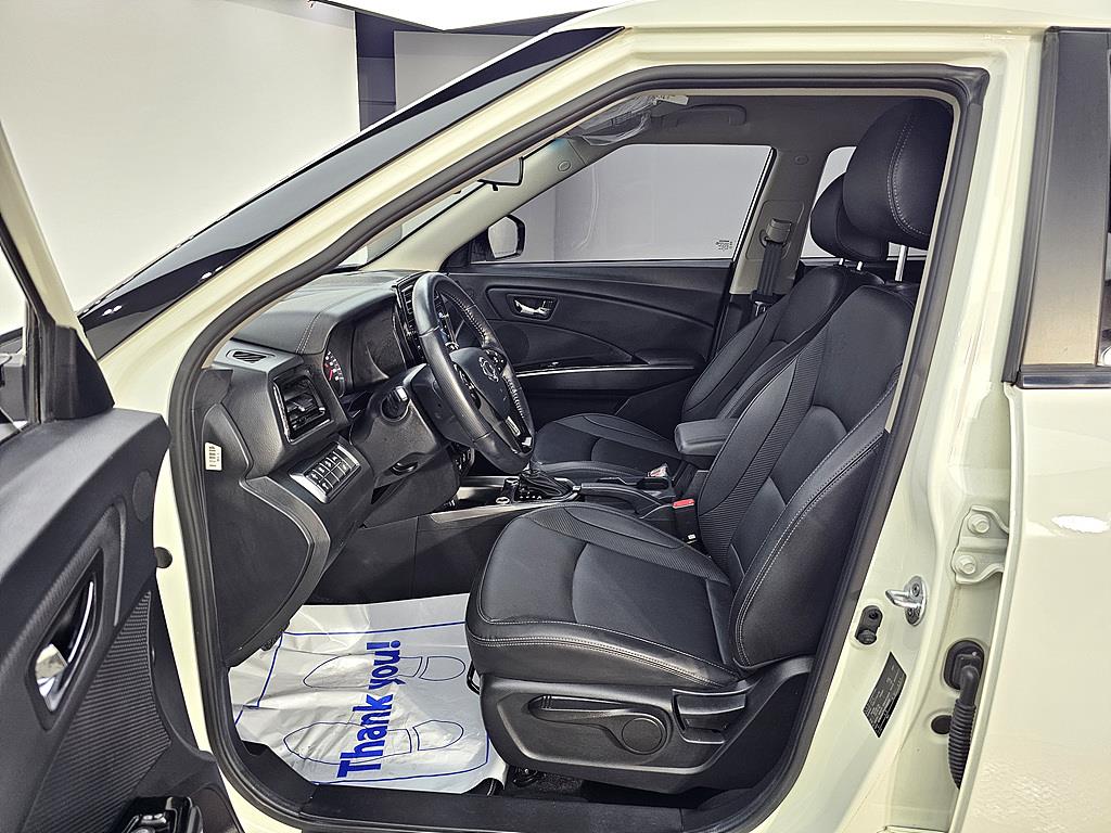 KG Mobility (Ssangyong) Tivoli 2WD Gasoline 1.5 V5 9