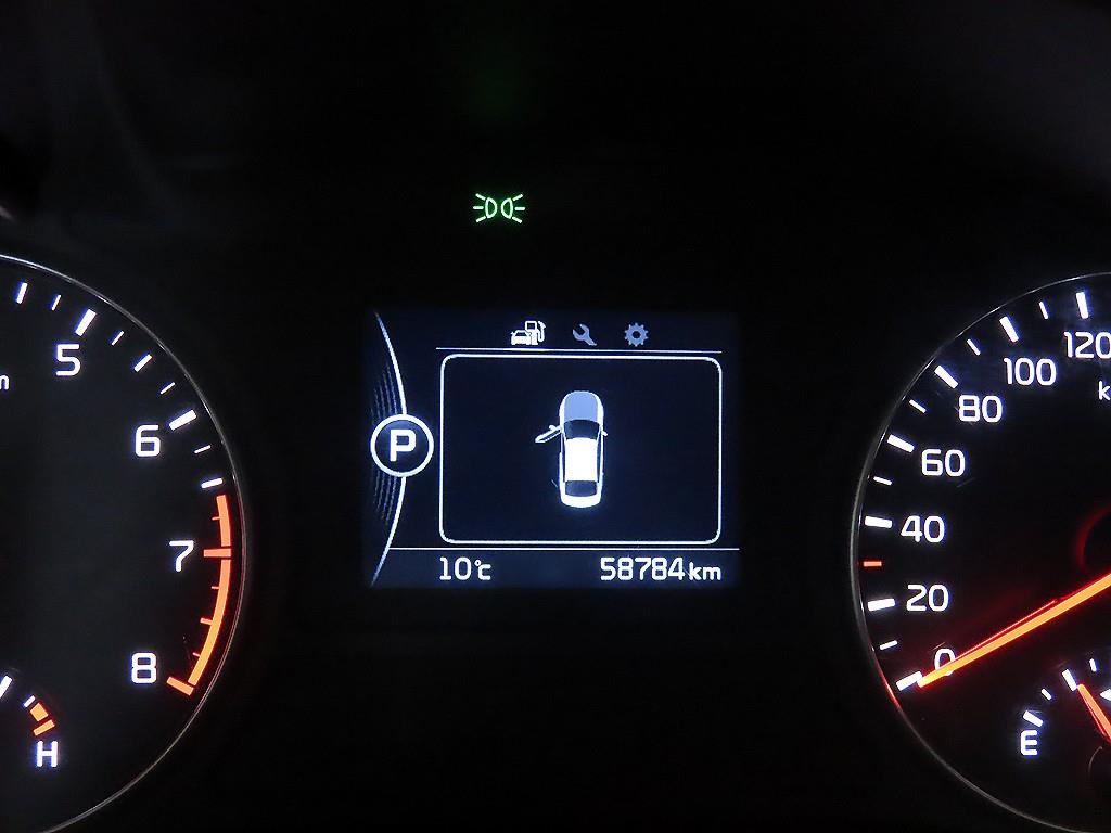 Kia K5 2.0 Luxury 10