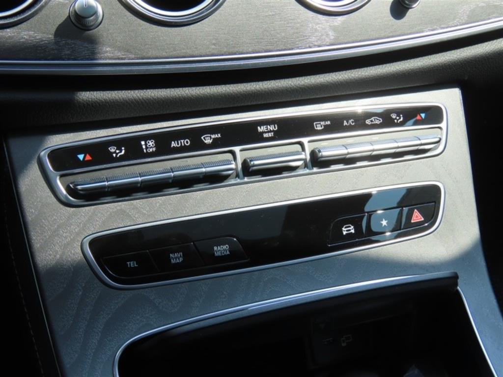 Mercedes-Benz E-Class E350 4MATIC Exclusive 8