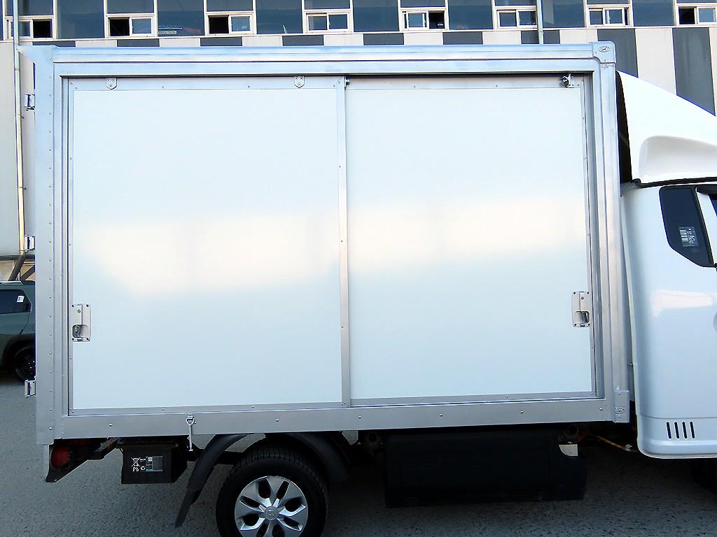 Hyundai Porter 1.0 Ton/ Super Cab/ Long Wheelbase 7