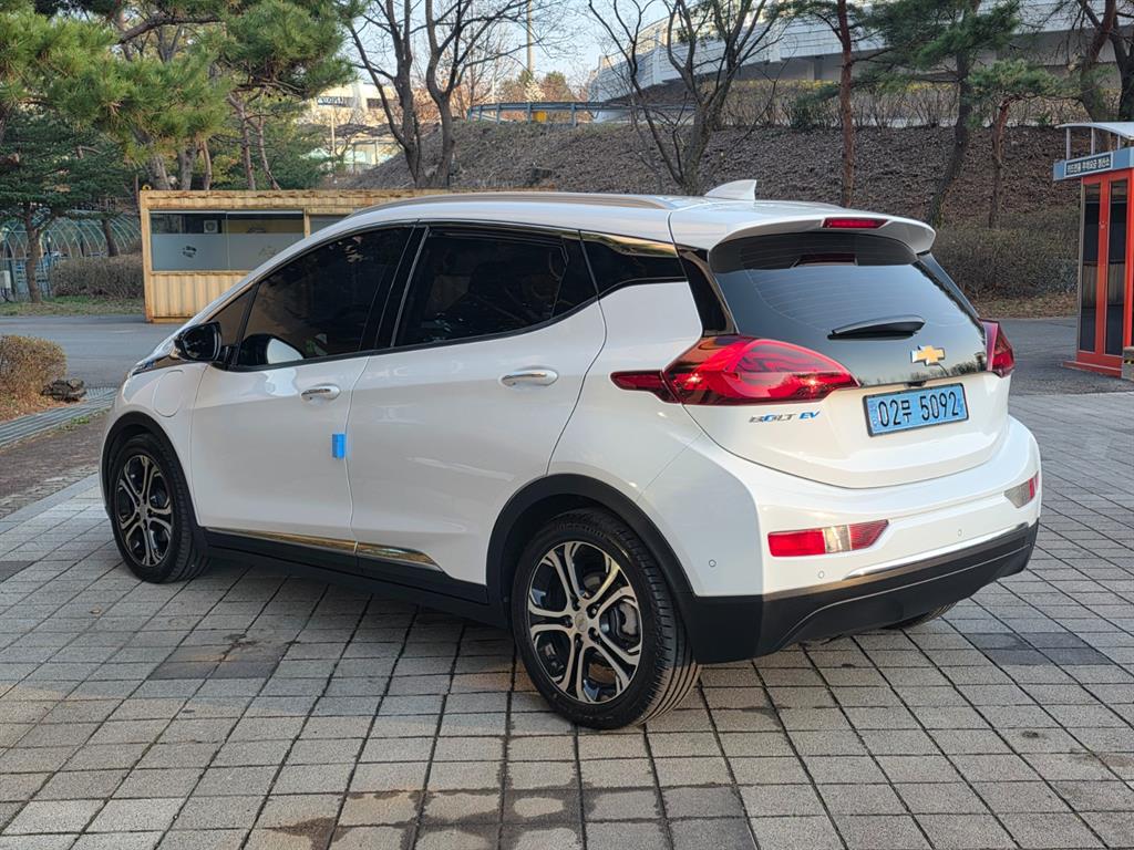 Chevrolet Bolt EV Premier 3