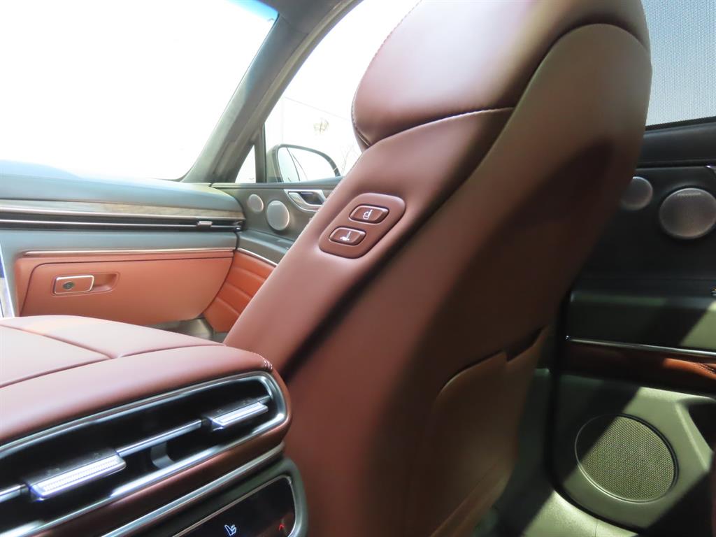 Genesis GV80 Gasoline 3.5T AWD 9