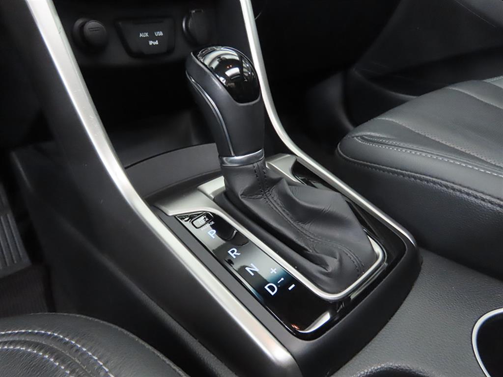 Hyundai i30 1.6 GDI Unique 10