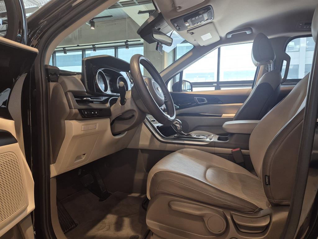 Kia Carnival Diesel Prestige 9