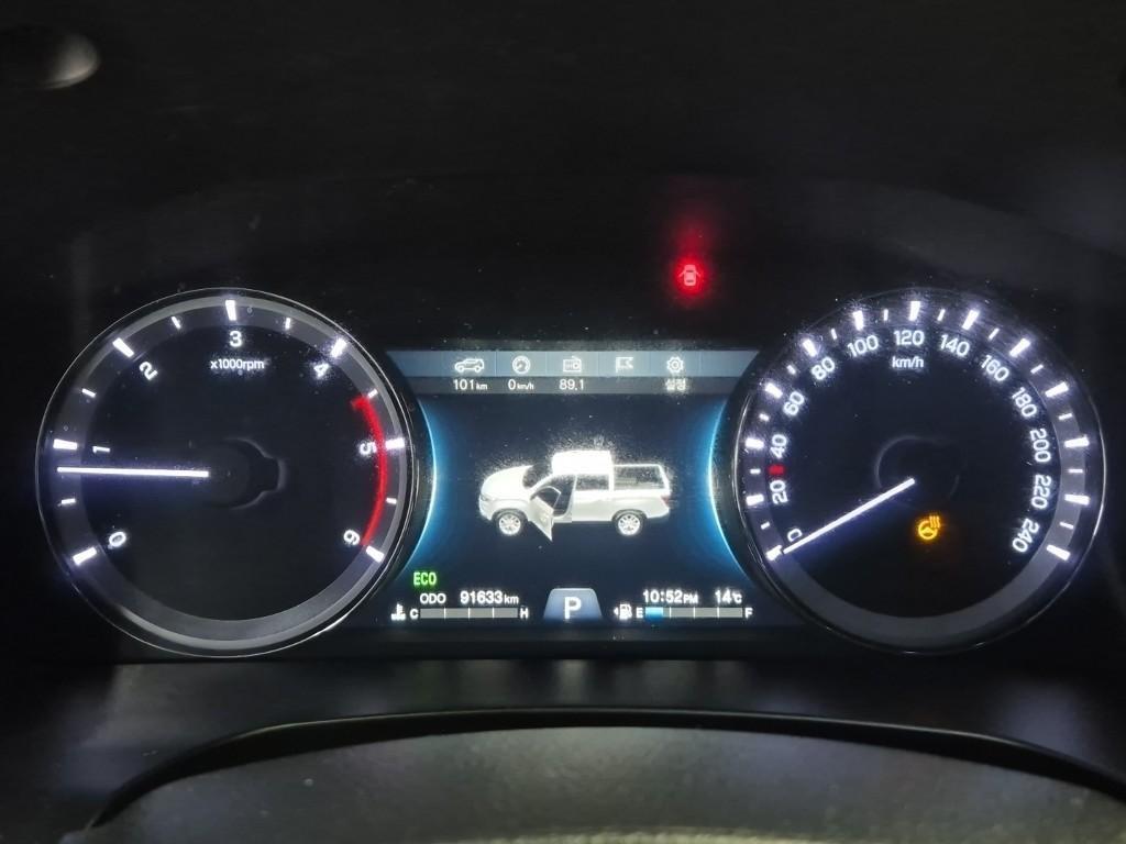 KG Mobility (Ssangyong) Rexton Diesel 2.2 2WD 5 Link Prestige Special 7
