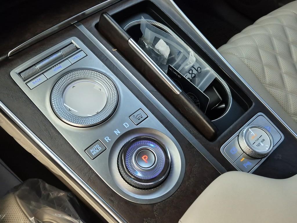 Genesis GV80 Gasoline 3.5T AWD 9