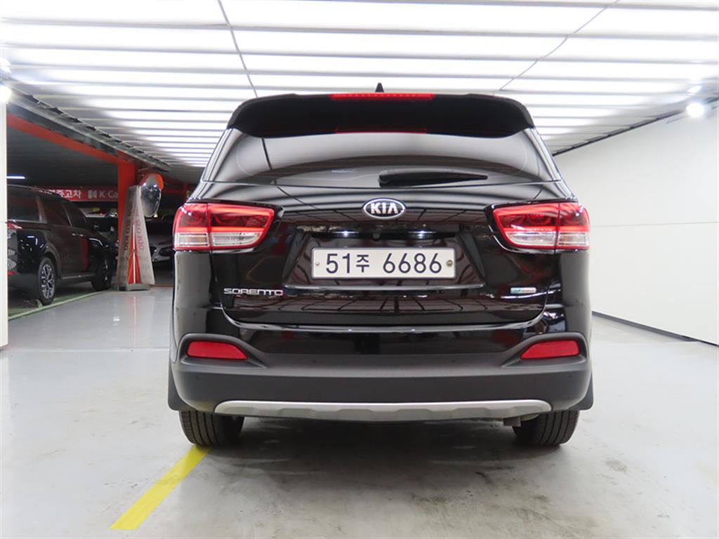 Kia Sorento Diesel 2WD 2.0 Prestige 4