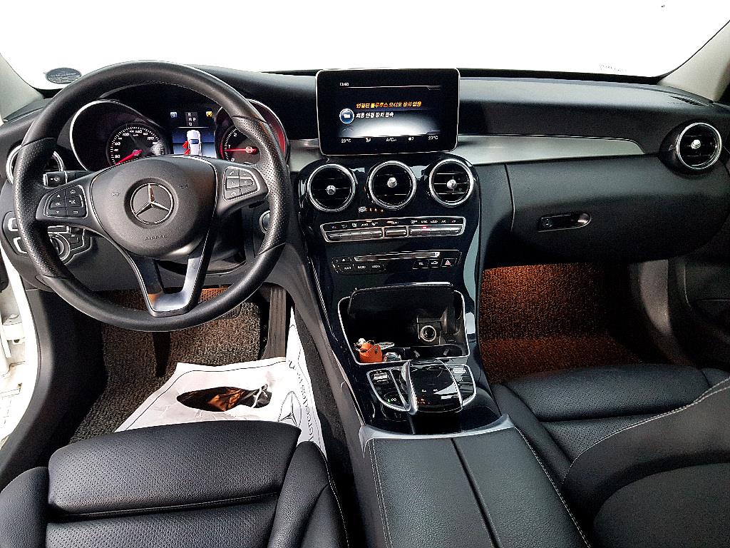 Mercedes-Benz C-Class C220 d 4MATIC 6