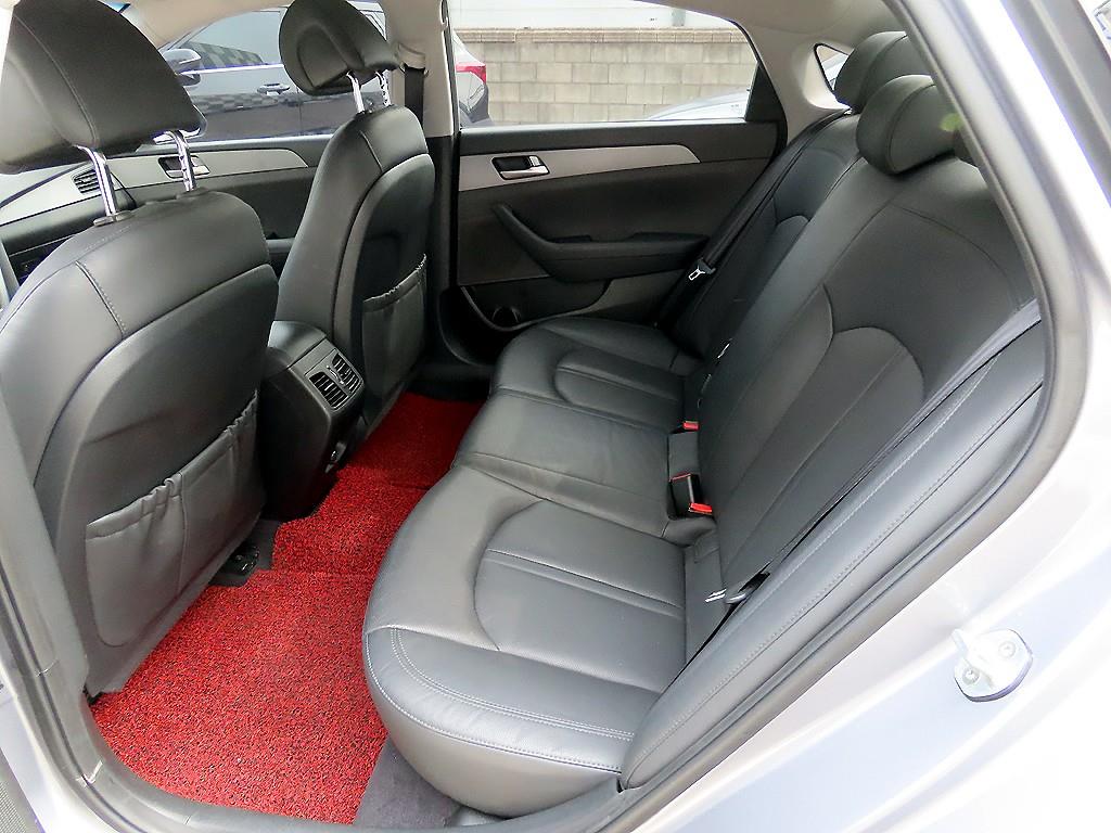 Hyundai Sonata LPI Premium 7