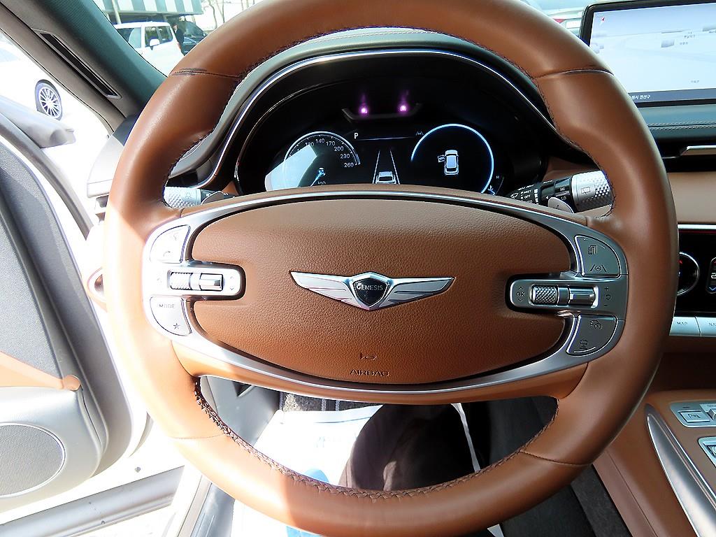 Genesis GV70 2.5T Gasoline 2WD Base Type 9