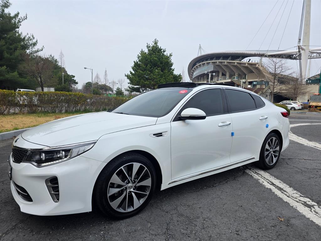 Kia K5 2.0 Prestige 3