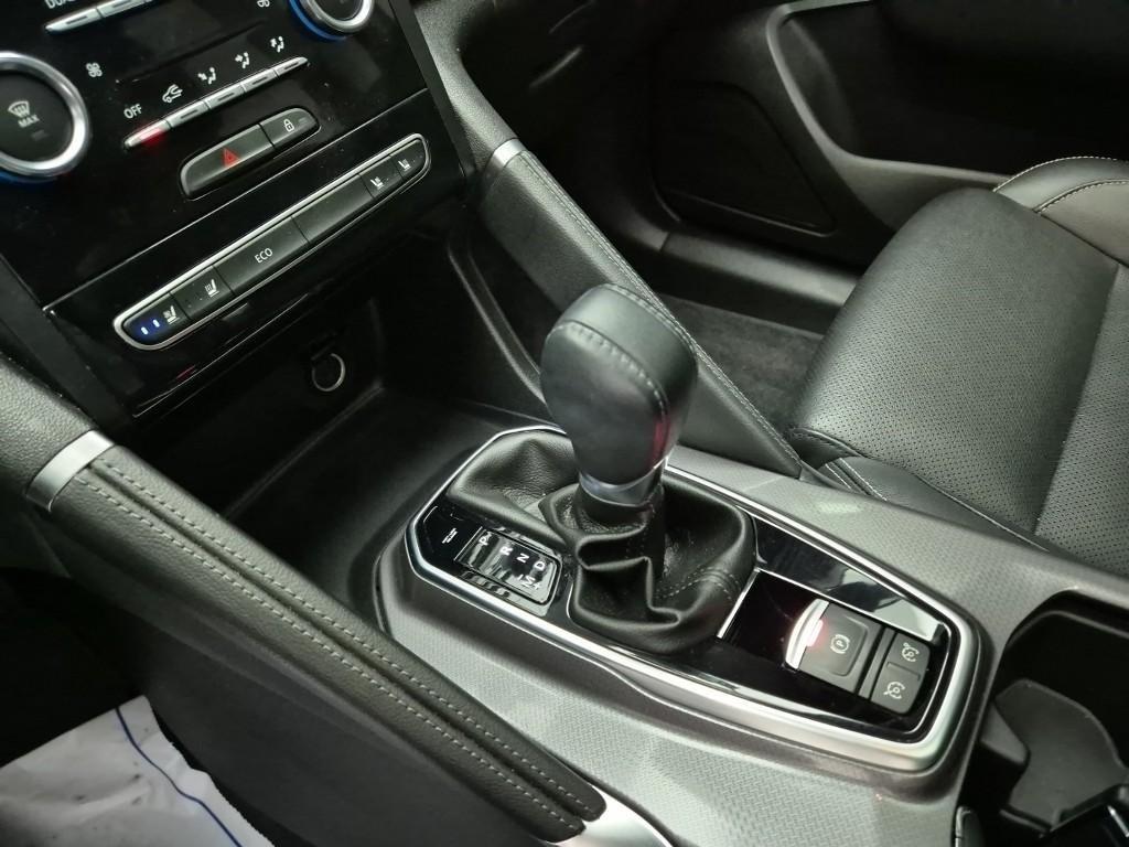 Renault QM6 Gasoline 2WD RE 9