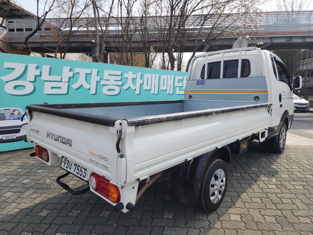 Hyundai Porter 1.0 Ton/ Super Cab/ Long Wheelbase/ CRDi Gold 5