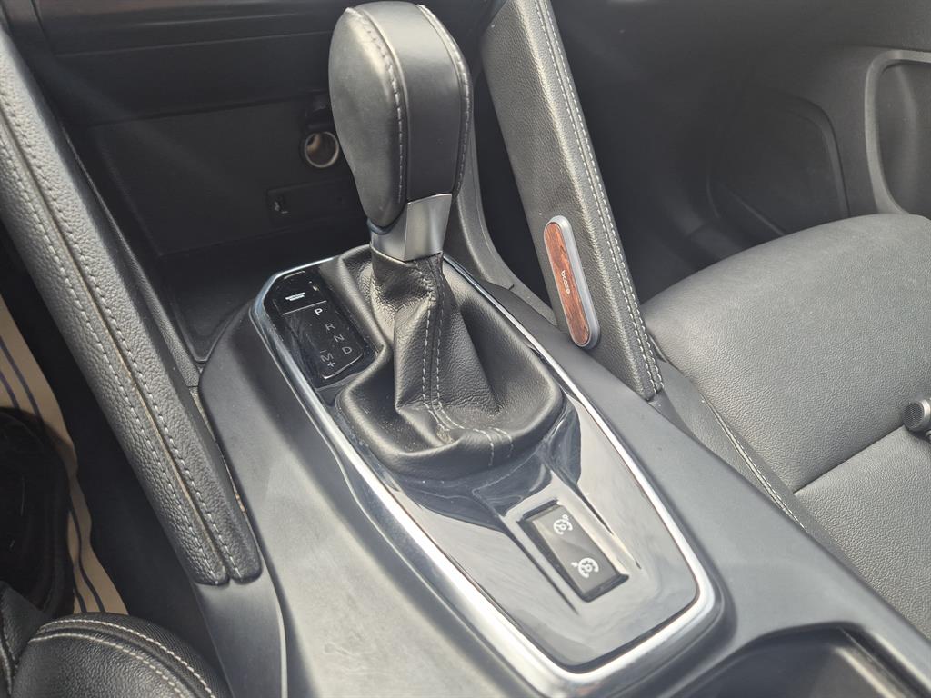 Renault QM6 2.0 LPe 2WD SE 4