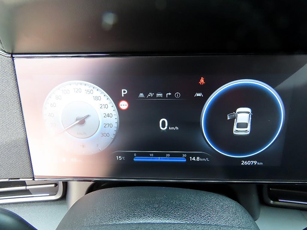 Hyundai Avante 2.0 N 10