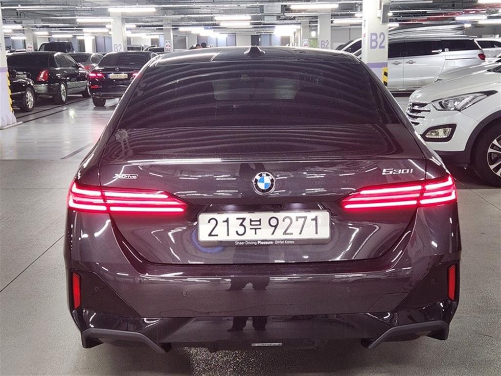 BMW 5 Series 530i xDrive M Sport 3