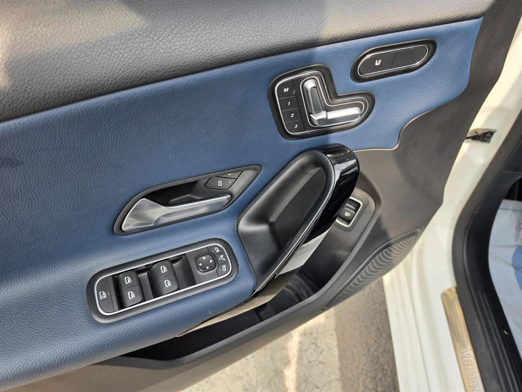 Mercedes-Benz A-Class A220 Sedan 7