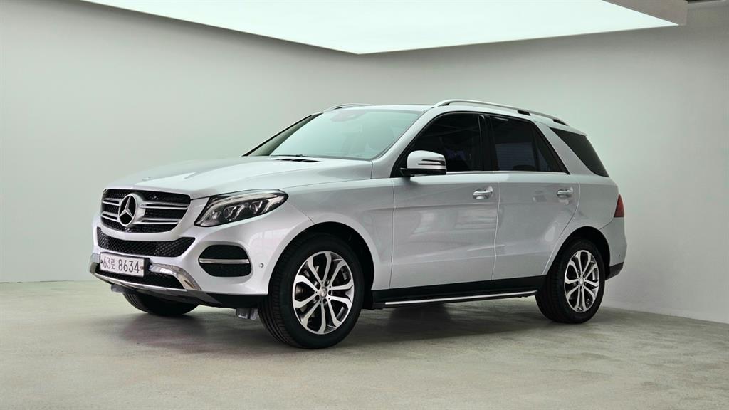 Mercedes-Benz GLE-Class GLE250d 4MATIC