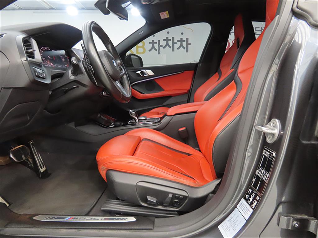 BMW 2 Series M235i xDrive 6