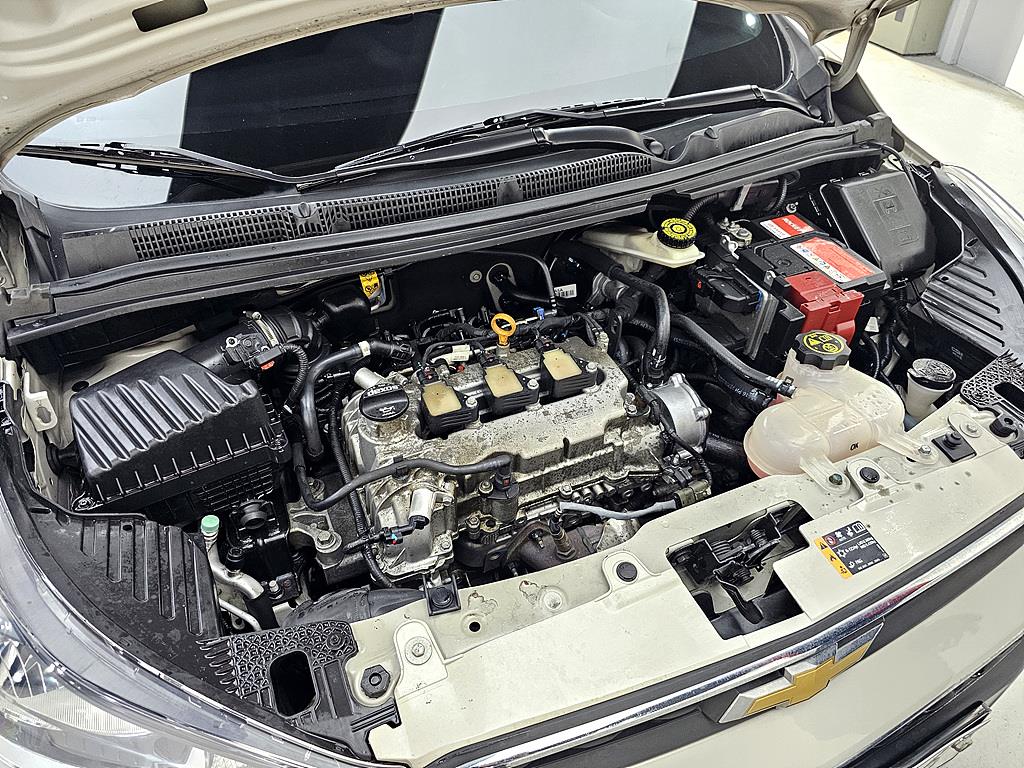 Chevrolet Spark LT Plus M/ T 7