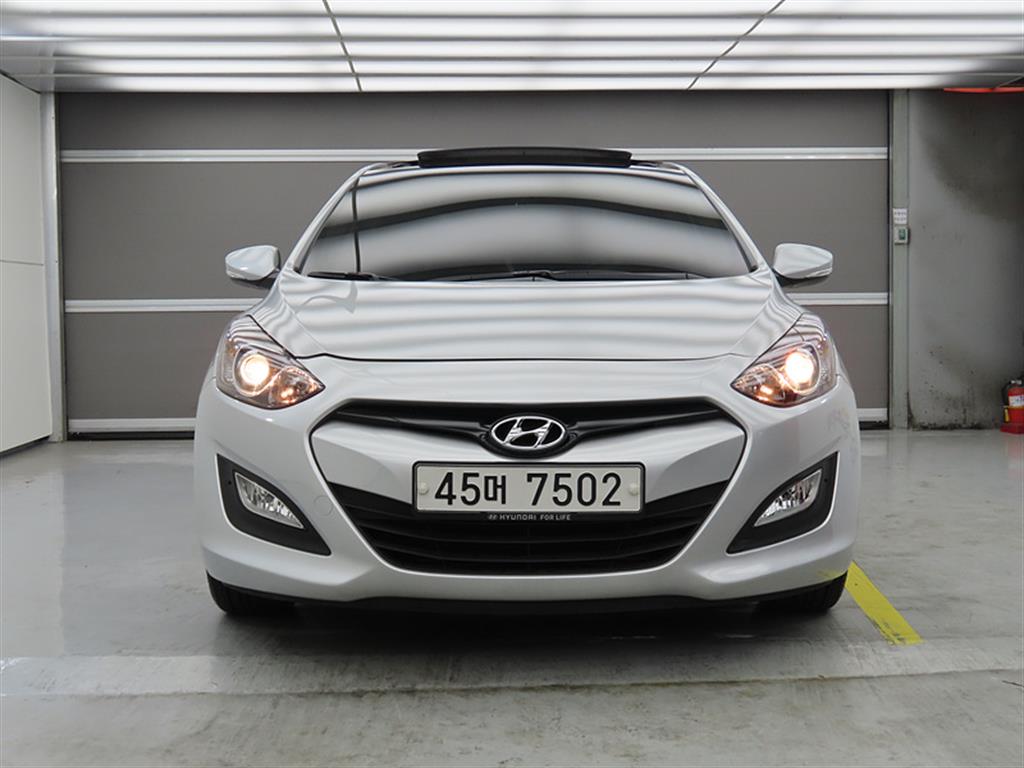 Hyundai i30 1.6 GDI Unique 3