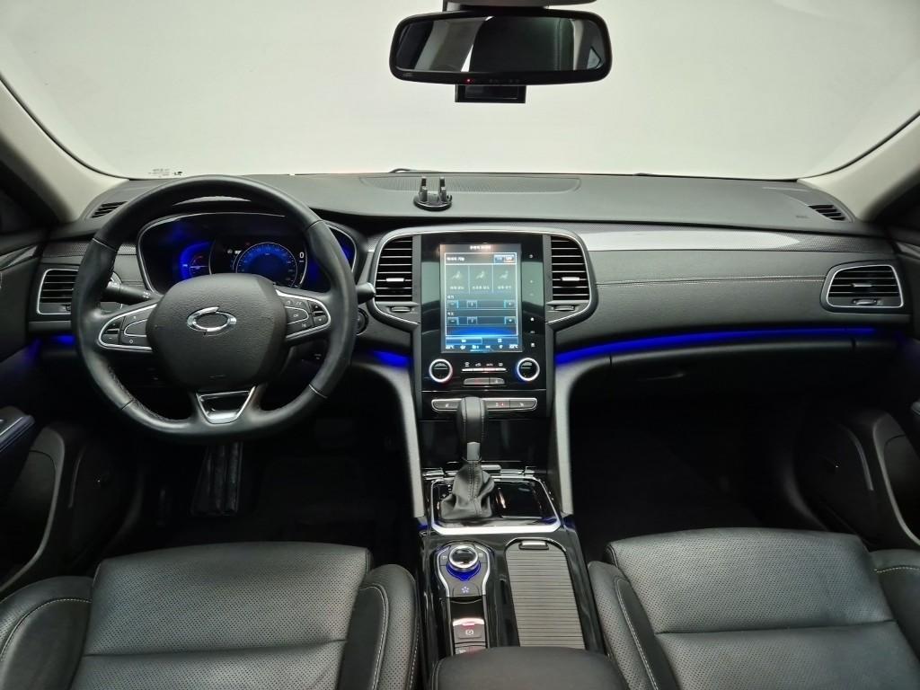 Renault SM6 Gasoline 2.0 GDe LE 8