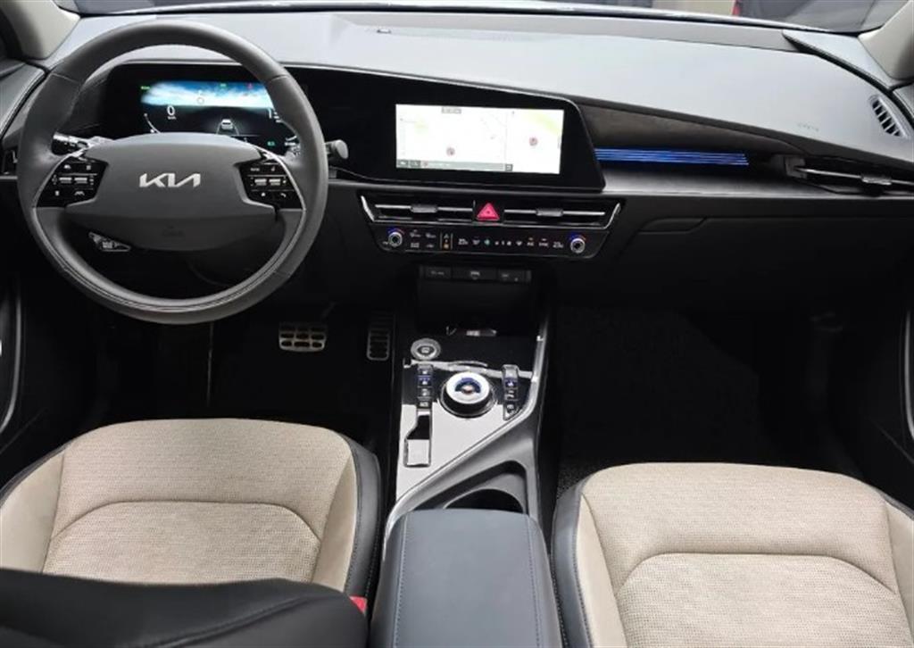 Kia Niro Signature 8