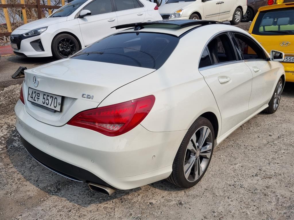 Mercedes-Benz CLA-Class CLA200 CDI 4