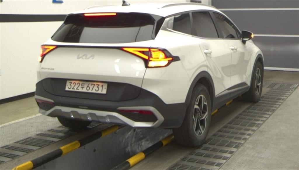 Kia Sportage 2.0 Diesel 2WD Prestige 5