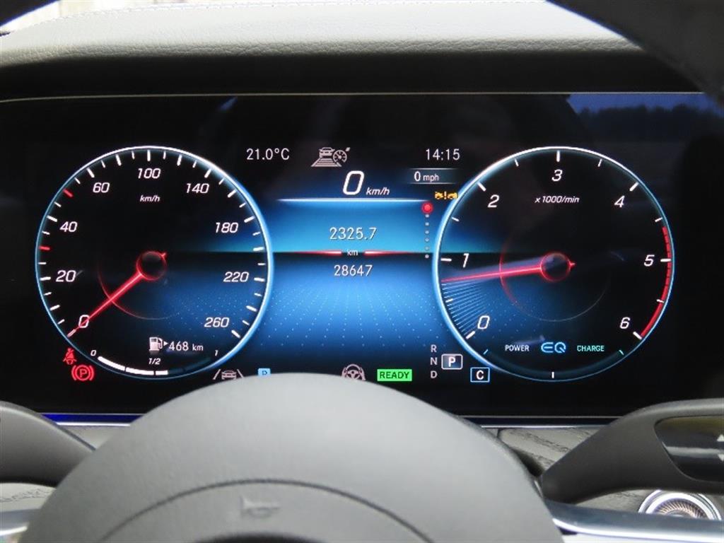 Mercedes-Benz E-Class E220d 4MATIC AMG Line 6