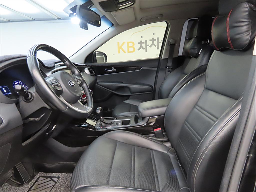 Kia Sorento Diesel 2WD 2.0 Prestige 6