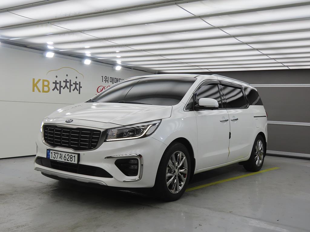 Kia Carnival Diesel Noblesse Special