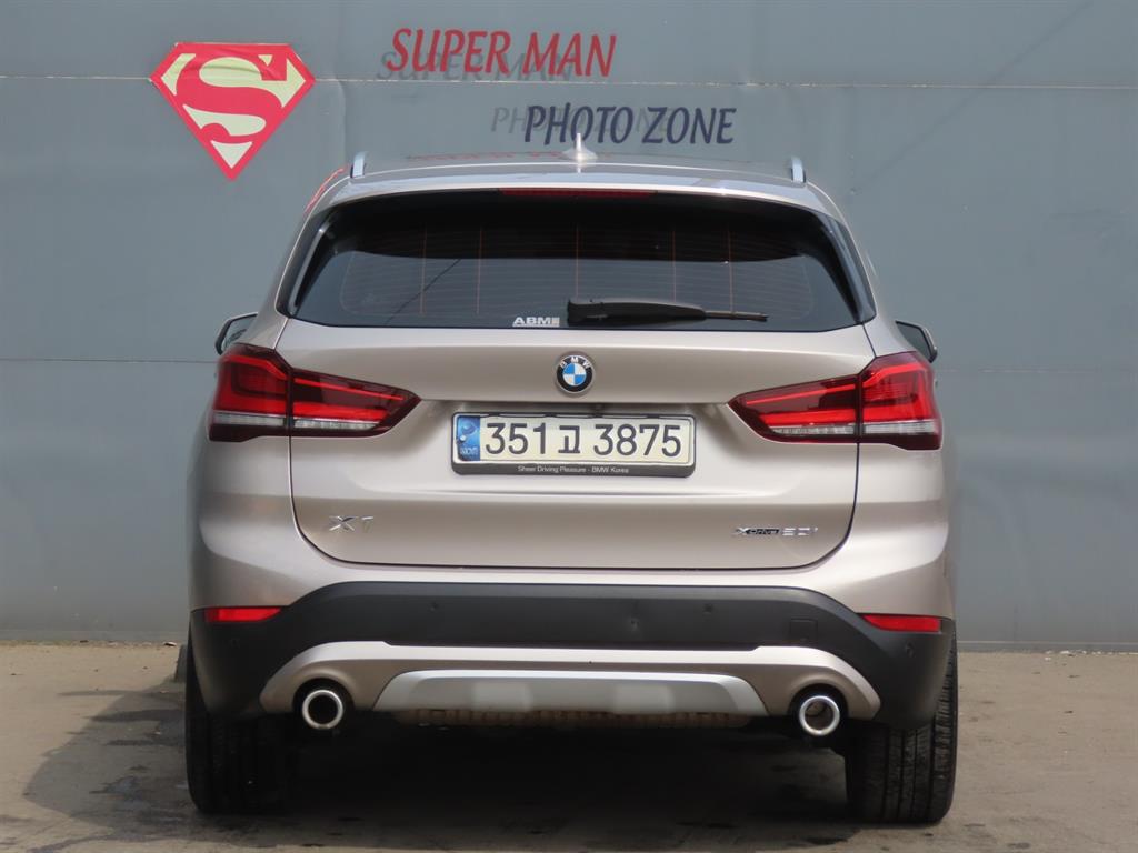 BMW X1 xDrive 20i xLine Special Edition 5