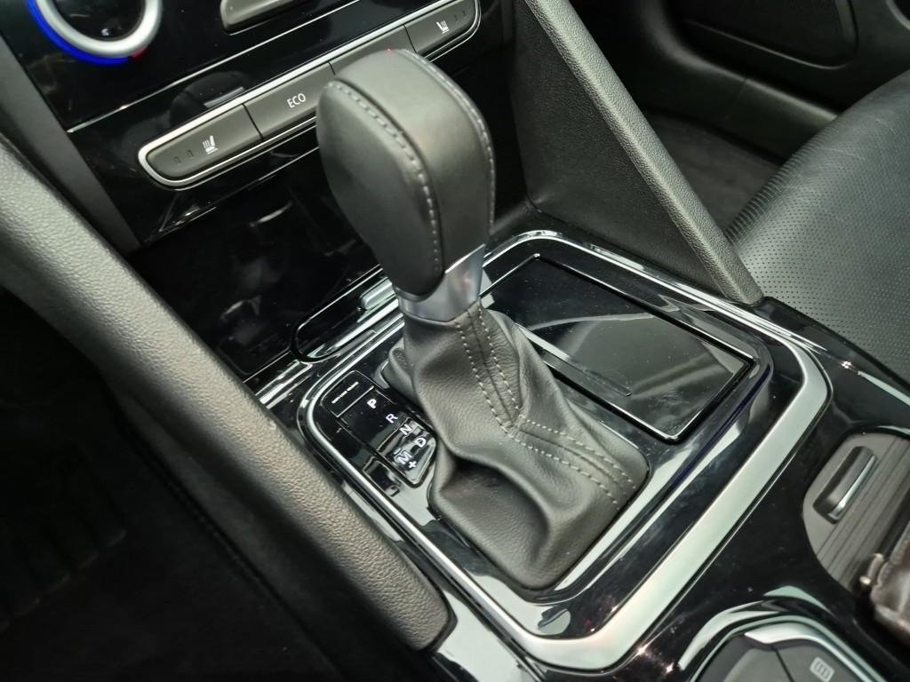 Renault SM6 Gasoline 2.0 GDe LE 9