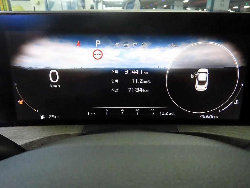 Kia K8 2.5 2WD Noblesse 10