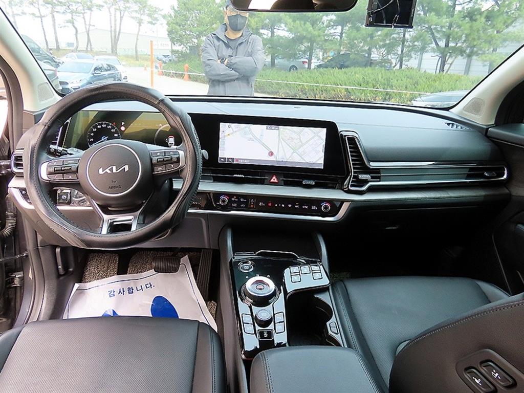 Kia Sportage 1.6 Gasoline 2WD Signature 8