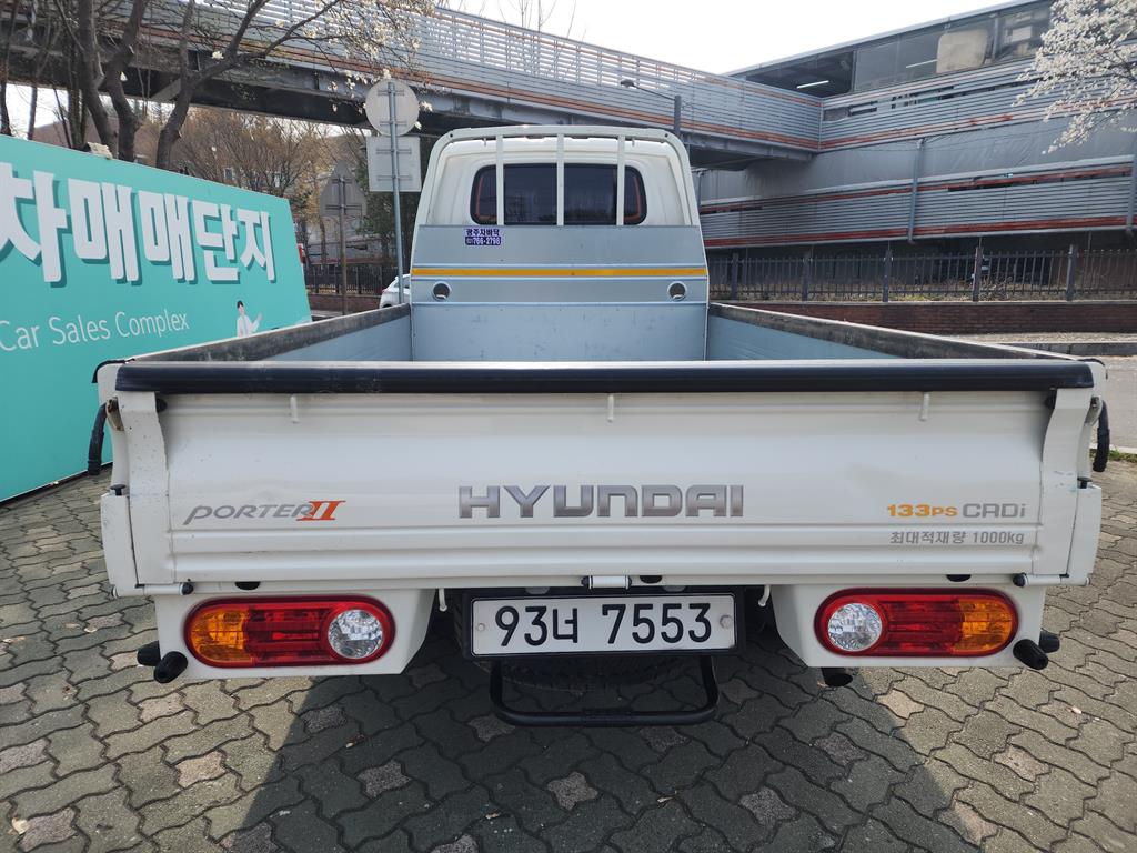 Hyundai Porter 1.0 Ton/ Super Cab/ Long Wheelbase/ CRDi Gold 7