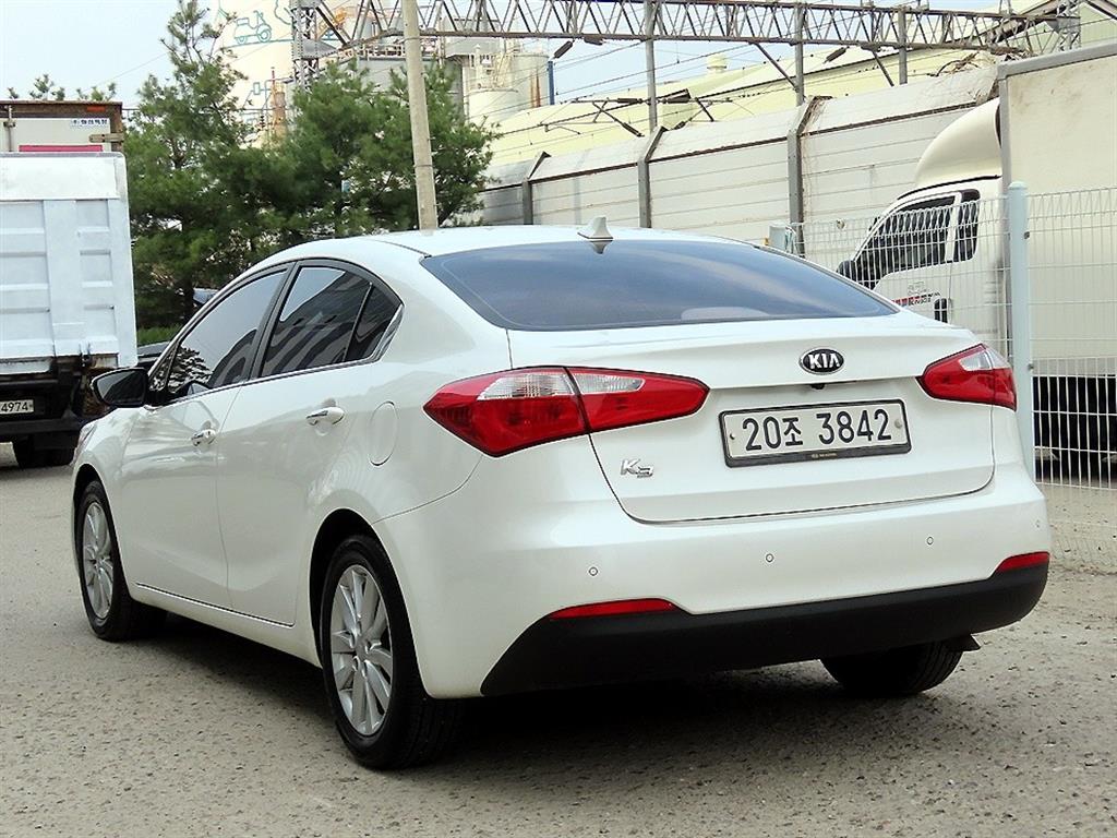 Kia K3 1.6 GDI Prestige 4