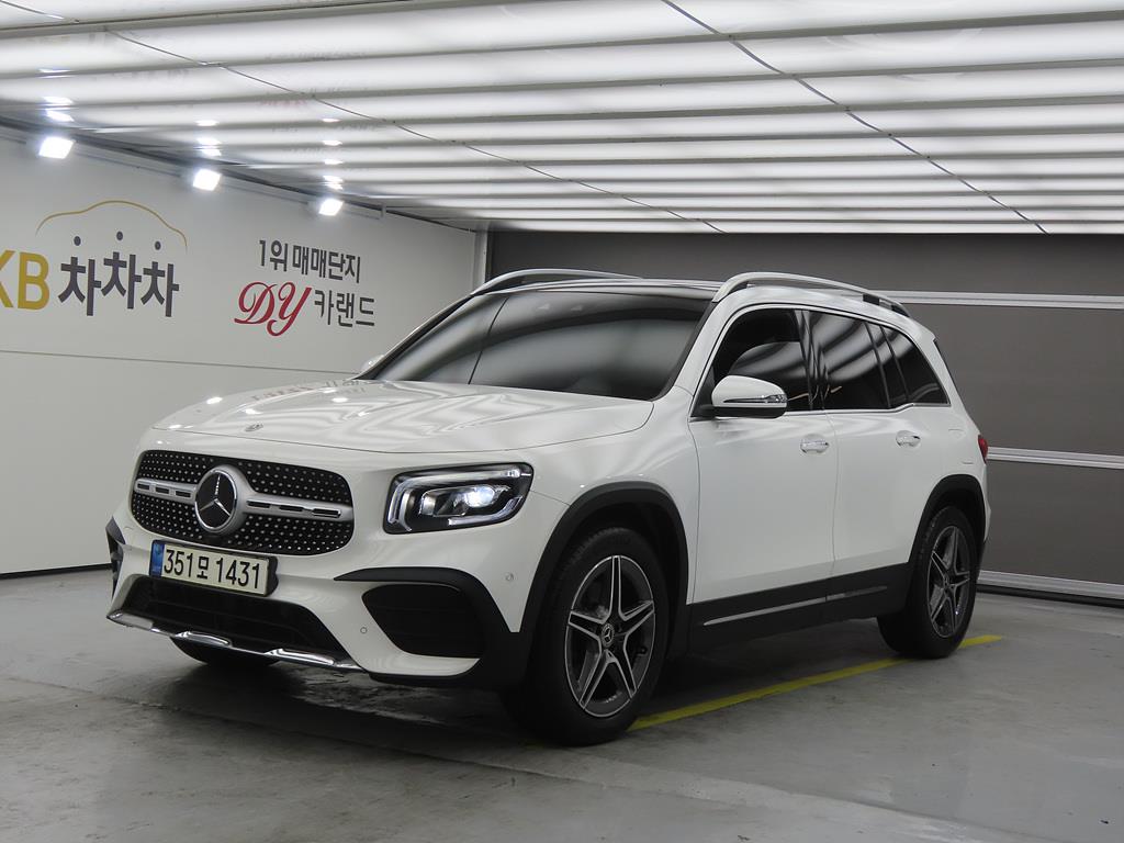 Mercedes-Benz GLB-Class GLB250 4MATIC 2