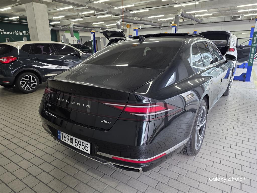 Genesis G90 3.5T GDI AWD 5
