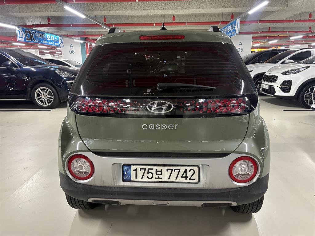Hyundai Casper 1.0 Gasoline Inspiration 4
