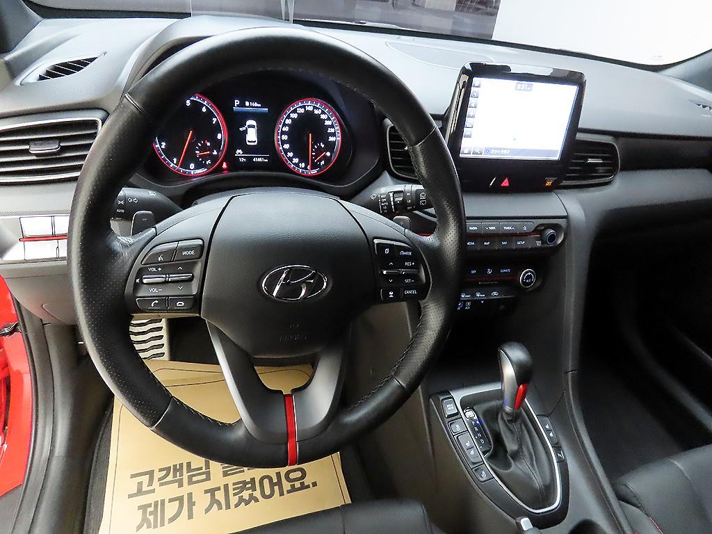 Hyundai Veloster 1.6 Turbo Sport Core 8