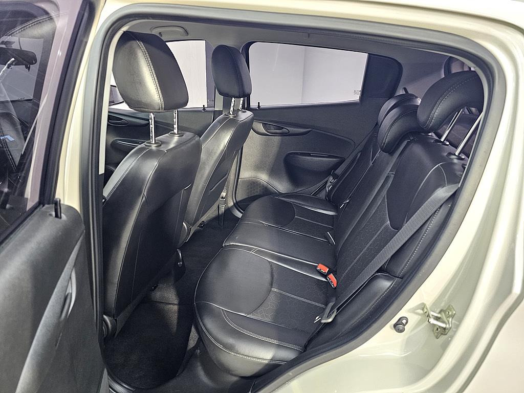 Chevrolet Spark LT Plus M/ T 10