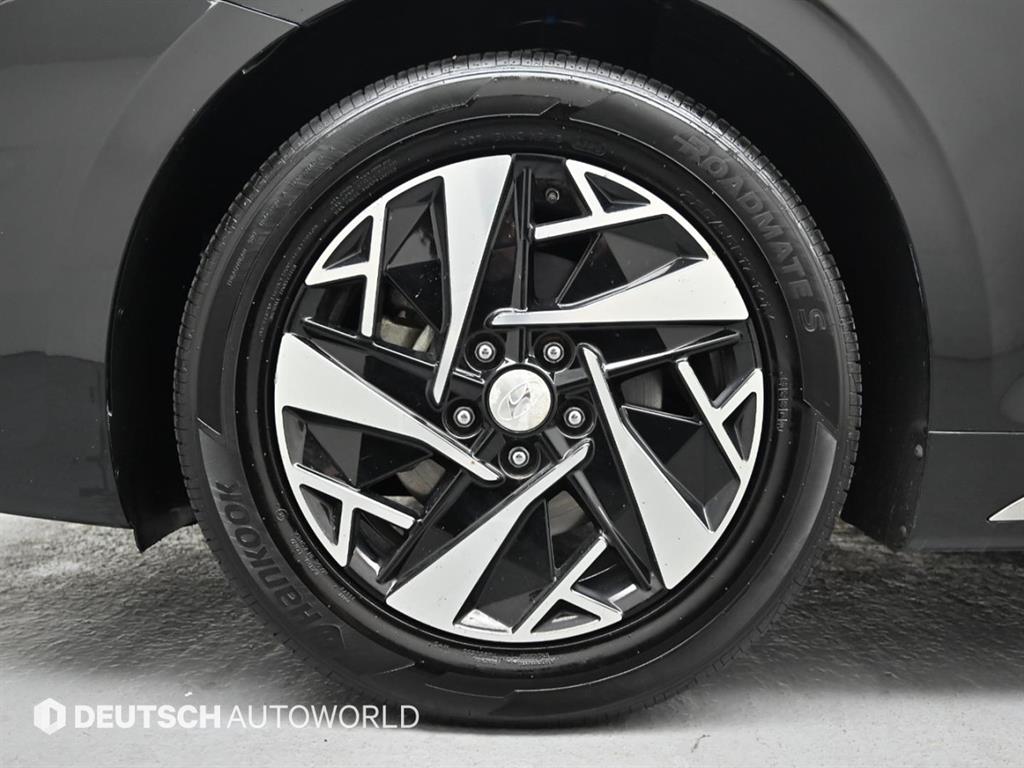 Hyundai Grandeur Premium Choice 6