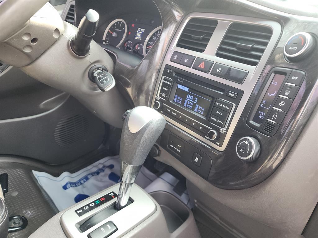 Hyundai Porter 1.0 Ton/ Super Cab/ Long Wheelbase/ CRDi Gold 10