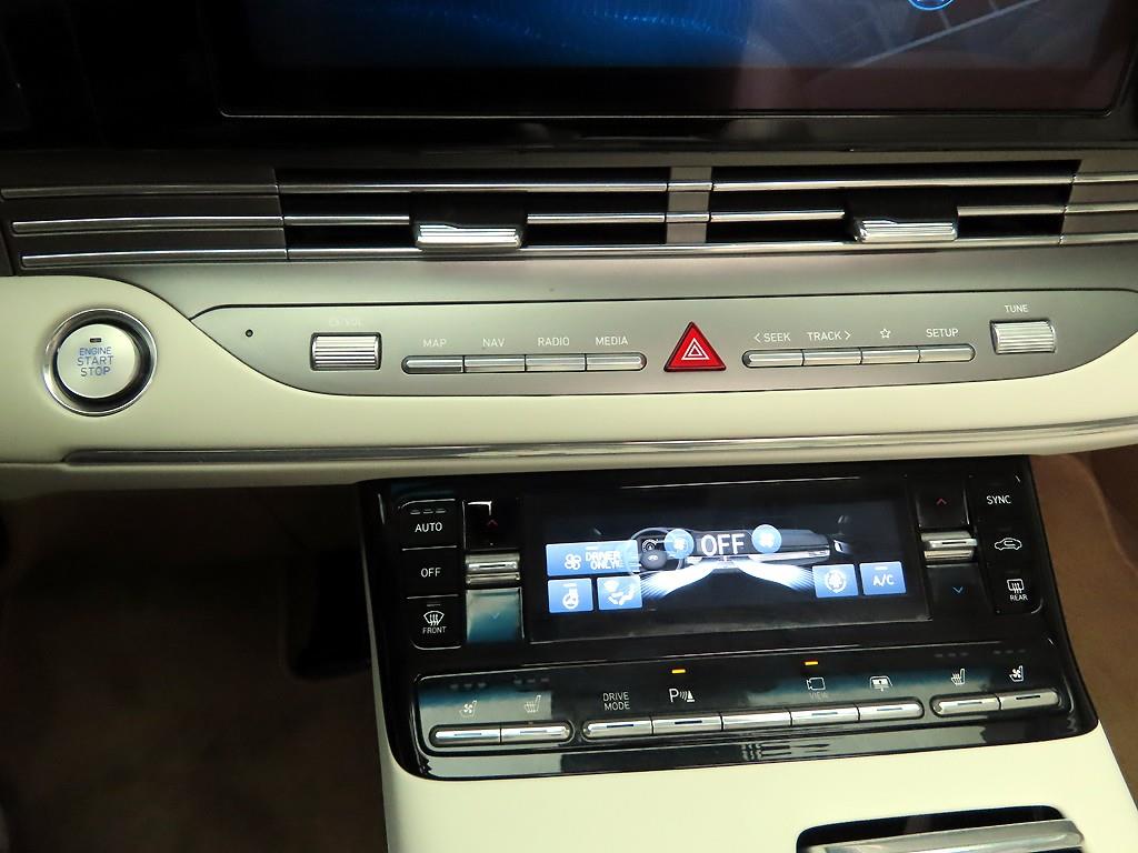 Hyundai Grandeur Calligraphy 10